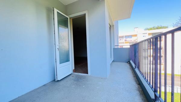 Finistère (29) – À vendre à Quimper, appartement T4 de 80 m² habitable, Terrasse - Balcon - Cave.