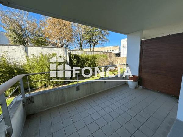 Location Appartement 4 pièces 96.3 m² - 15 A 18 AV.DE LATTRE DE TASSIGNY Vannes 56000