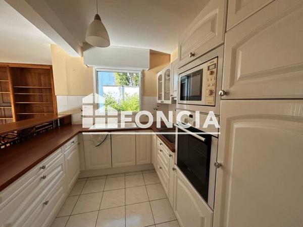 Location Appartement 4 pièces 96.3 m² - 15 A 18 AV.DE LATTRE DE TASSIGNY Vannes 56000