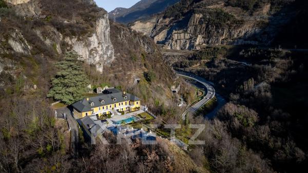 Maison de 800 m2 - Moûtiers Tarentaise - Les 3 Vallées