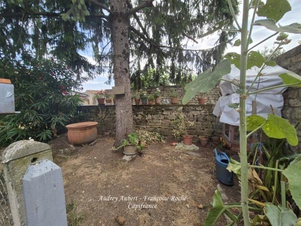 Maison à vendre 4 pièces SAINT SAVINIEN (17)