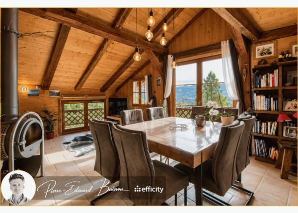 Maison
         7 pièces
        - 178 m² Bien prestige 1 300 000 € *