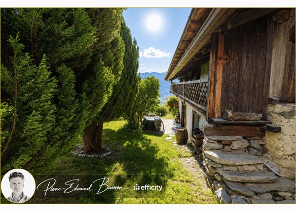 Maison
         7 pièces
        - 178 m² Bien prestige 1 300 000 € *