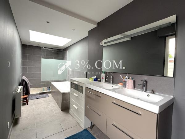 Maison 5 pièce(s) 3 chambre(s) 116 m²