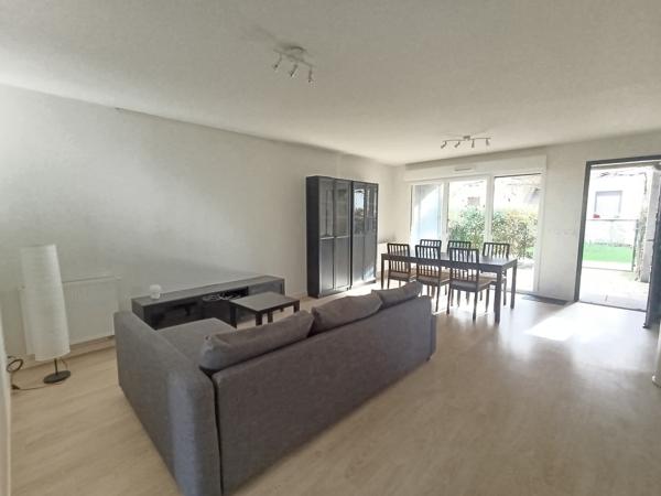Appartement 3 pièces avec  terrasse et jardin + 2 parking