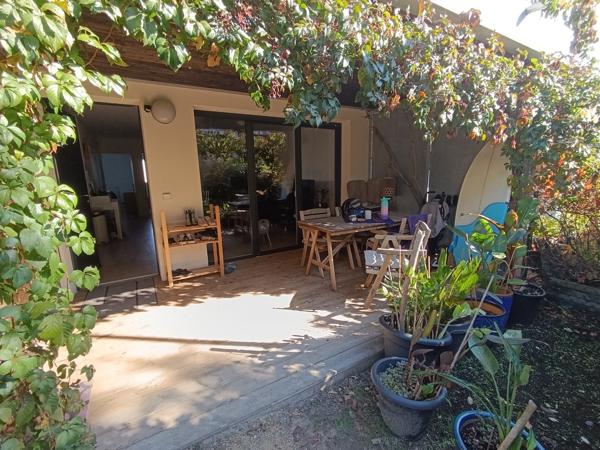 Appartement 3 pièces avec  terrasse et jardin + 2 parking