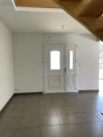 Location - Maison Loudéac 22600 8 pièces 180 m 2 811 m 2