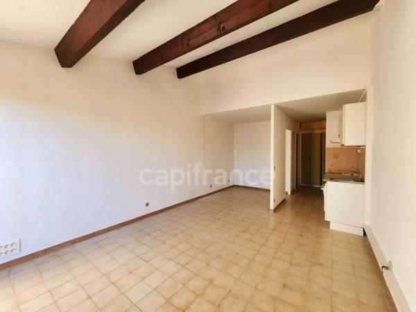 Appartement à vendre 1/2 pièces BANDOL (83)avec grand jardin piscine et parking