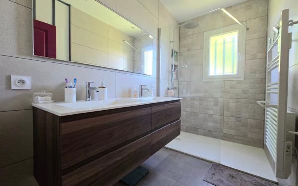 Maison à vendre    5 pièces •  Lunel