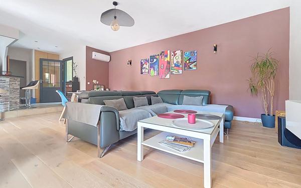 Maison à vendre    5 pièces •  Lunel