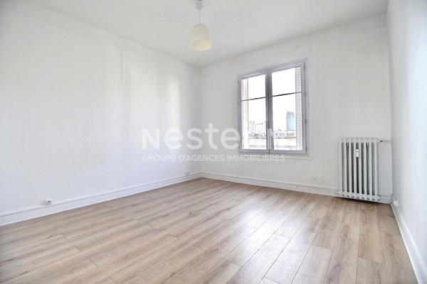 Appartement Courbevoie 3 pièces 69 m2 - LUMINEUX - TRAVERSANT - SANS VIS A VIS - TRANSPORTS - COMMERCES - ECOLES