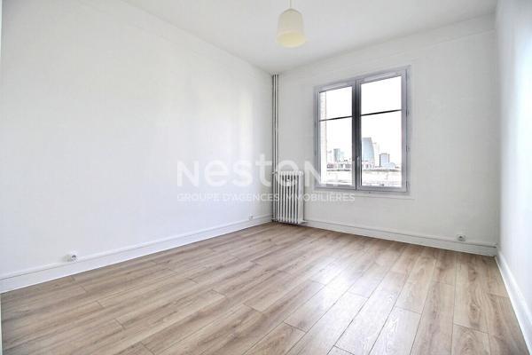 Appartement Courbevoie 3 pièces 69 m2 - LUMINEUX - TRAVERSANT - SANS VIS A VIS - TRANSPORTS - COMMERCES - ECOLES