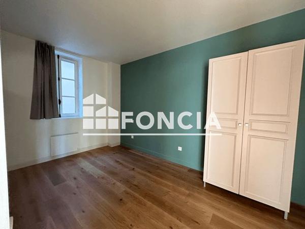Location Appartement 3 pièces 70.5 m² - 44 - 46 RUE DE BRETAGNE Laval 53000