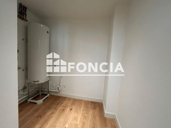 Location Appartement 3 pièces 70.5 m² - 44 - 46 RUE DE BRETAGNE Laval 53000