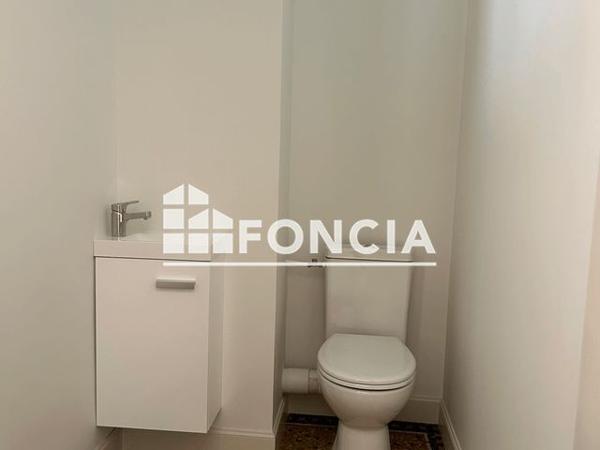 Location Appartement 3 pièces 70.5 m² - 44 - 46 RUE DE BRETAGNE Laval 53000