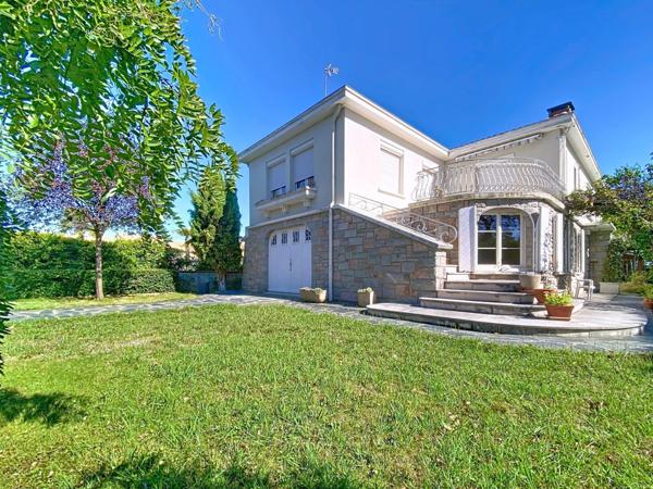 EXCLUSIVITÉ maison de 240 m² proche des commodités