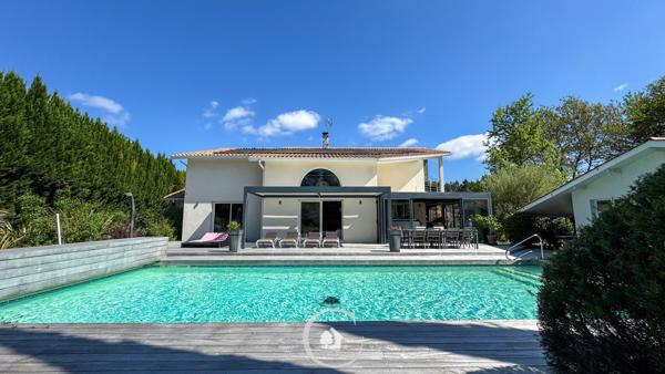 Le Barp (33610) VILLA D'ARCHITECTE AU BARP