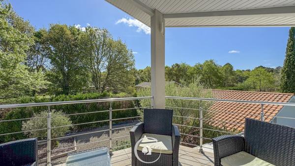 Le Barp (33610) VILLA D'ARCHITECTE AU BARP