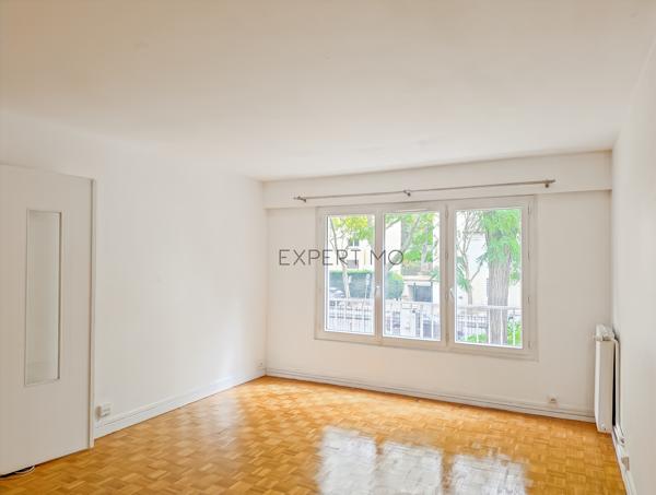 Spacieux studio lumineux Rueil-Malmaison bords de Seine