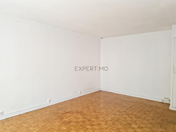 Spacieux studio lumineux Rueil-Malmaison bords de Seine