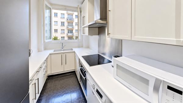 Appartement à vendre 948 000 € Paris 16 5 p 100 m² DPE D