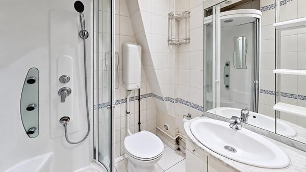 Appartement à vendre 948 000 € Paris 16 5 p 100 m² DPE D