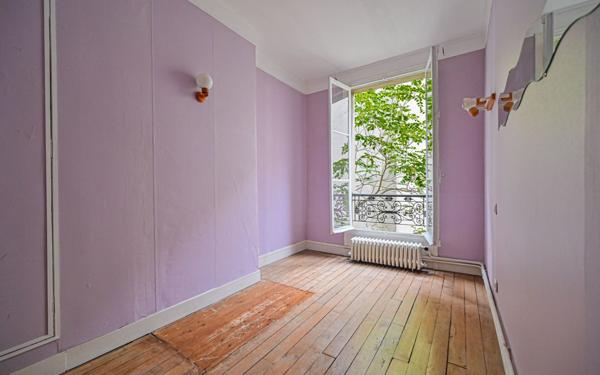 Appartement à vendre    2 pièces • 54,95 m2 Paris 10