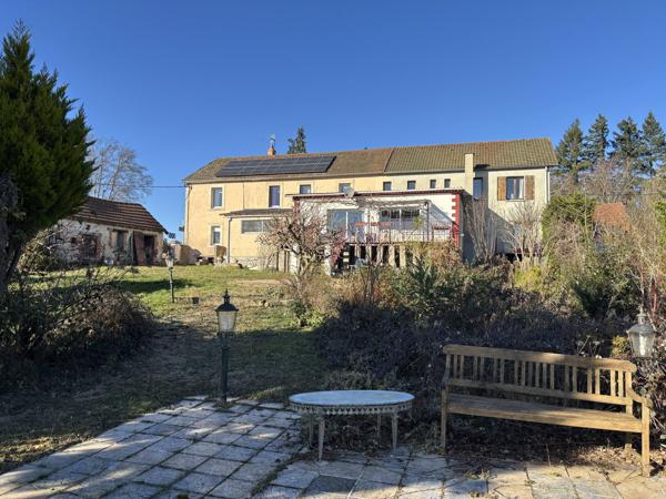 Lalizolle – Entreprise active à reprendre avec 5 chambres d’hôtes, camping et restaurant  Lalizolle (03450)