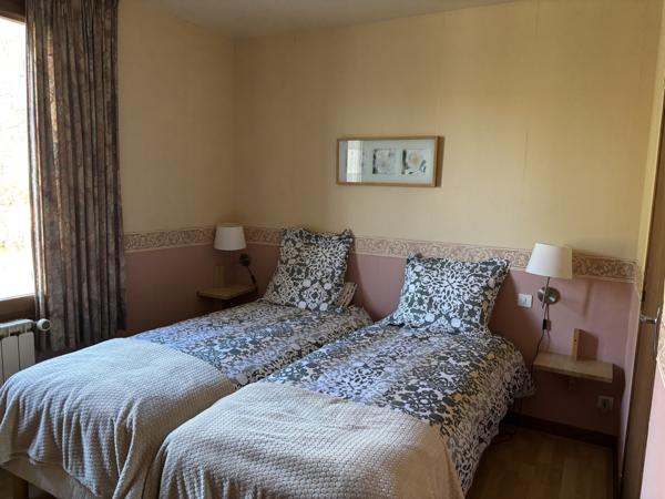 Lalizolle – Entreprise active à reprendre avec 5 chambres d’hôtes, camping et restaurant  Lalizolle (03450)