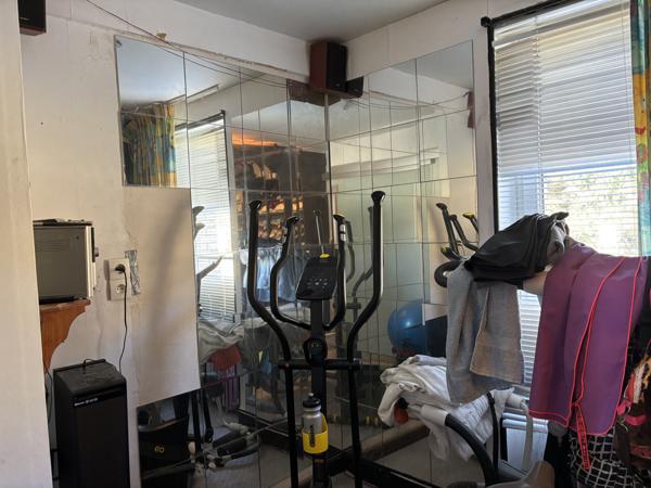 Lalizolle – Entreprise active à reprendre avec 5 chambres d’hôtes, camping et restaurant  Lalizolle (03450)