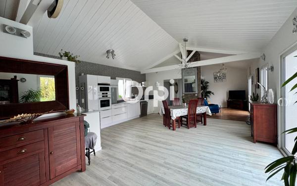 Maison à vendre    4 pièces •  L'Éguille