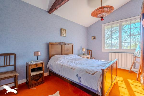 Maison à vendre |                                       Léognan |                                        7 pièces  |  199 m²