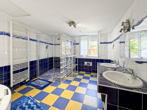 Saint-Jean-de-Monts - Grande maison familiale de 180 m² sur terrain constructible de 1 418 m²
