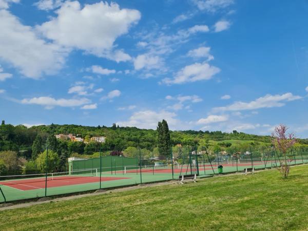 JUZIERS - BORD DE SEINE  – CHALET 2 CHAMBRES – 127 000 €