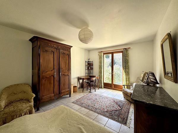 Maison plus terrain constructible de 4407m²