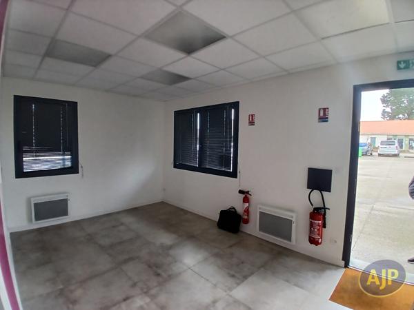 La Chapelle Heulin : 650 € - AJP Immobilier Clisson