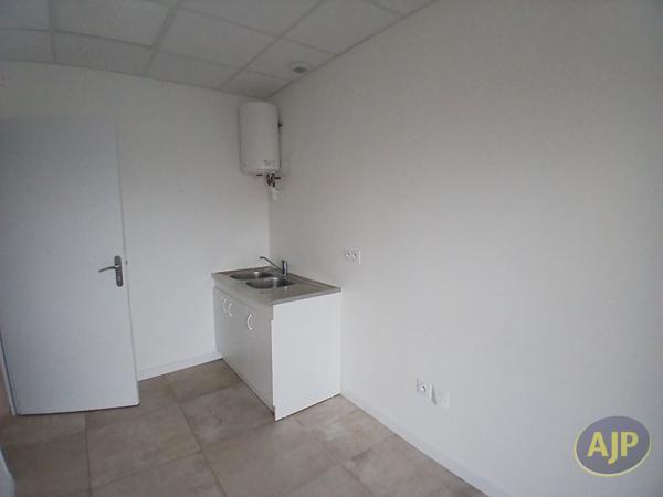 La Chapelle Heulin : 650 € - AJP Immobilier Clisson