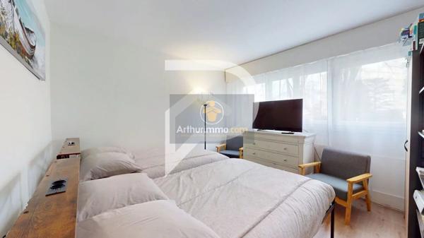 Vente                                                      Appartement
                        
                     3 pièces                      72 m2                     à Marly-le-Roi