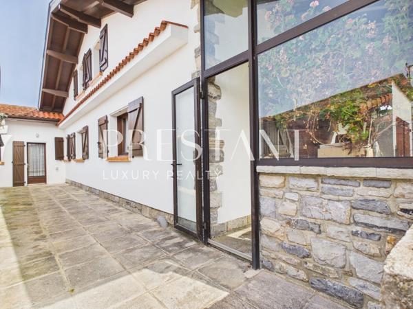 Biarritz,Quartier Saint Martin/Connecteur, Maison avec garage, potentiel piscine, BIARRITZ