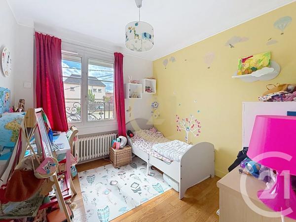 Maison à vendre  7 pièces - 107,62 m 2   HOUILLES  - 78