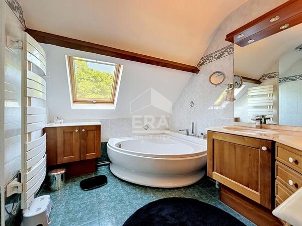 Maison familiale à vendre située à Angerville