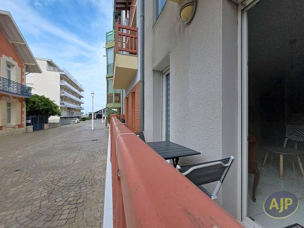 Appartement à vendre Arcachon - 3 pièces, 61m² avec 2 chambre(s) à 375 000€ - AJP Immobilier Arcachon