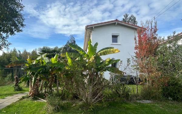 Maison à vendre    4 pièces •  Saint-Martin-de-Seignanx