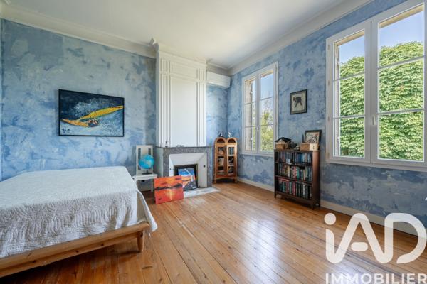 Maison à vendre 10 pièces 409 m² Ambès