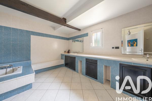 Maison à vendre 10 pièces 409 m² Ambès