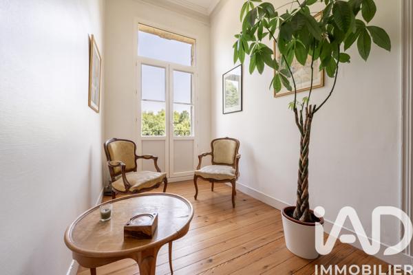 Maison à vendre 10 pièces 409 m² Ambès