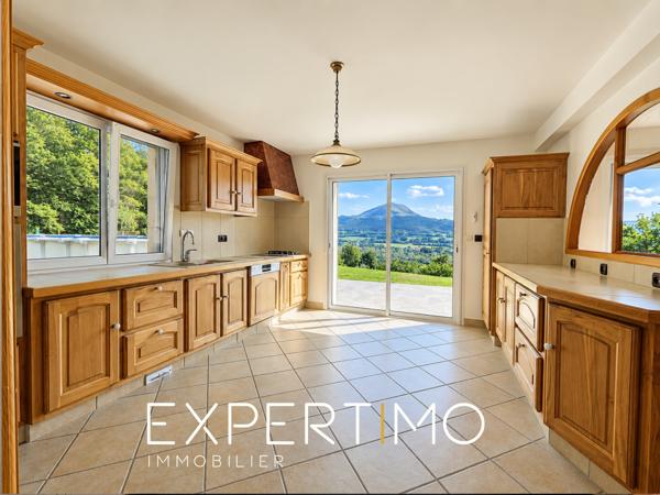 À vendre à Buissard : Villa terrasse