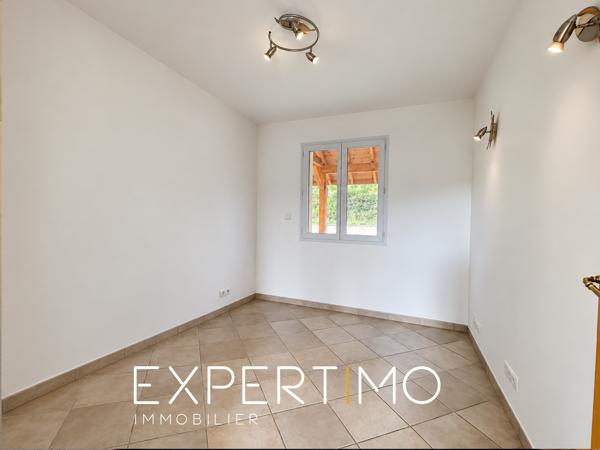 À vendre à Buissard : Villa terrasse