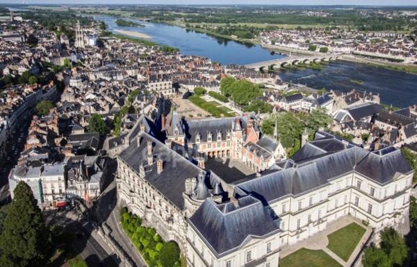 Hôtel restaurant 2 étoiles à vendre BLOIS (41)