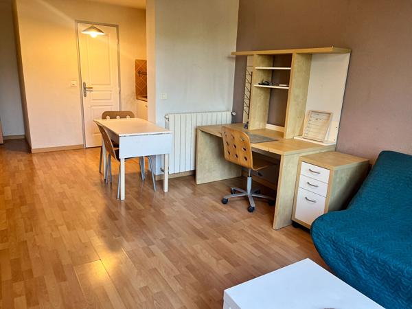 Studio 23m² à louer meublé - Célony